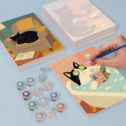 Chat noir tranquille